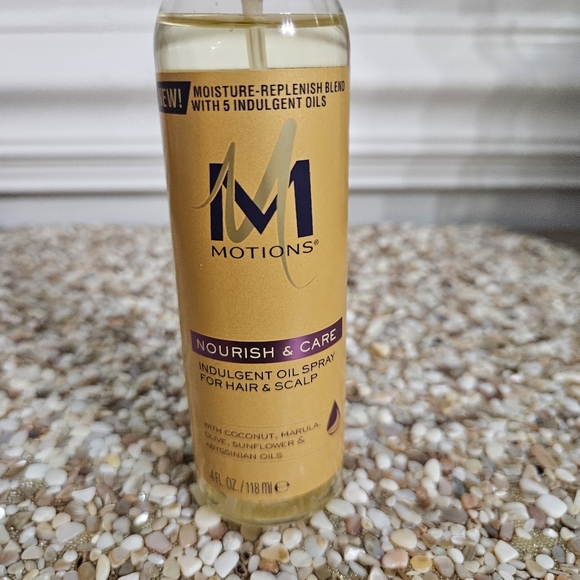 Motions Indulgent Oil Spray for Hair and Scalp  4 oz ( 118 ml ) New - Picture 2 of 9